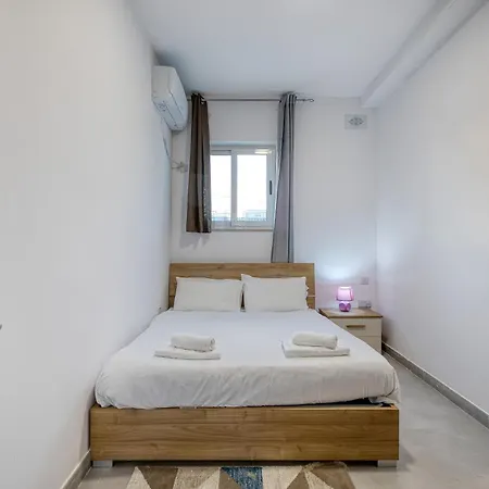 Appartement Rooftop Pool Penthouse With Beautiful Views Near Blue Grotto Zurrieq
